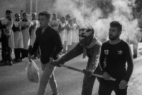 دهمین سوگواره عاشورایی عکس هیأت-امید محمدی-مجالس احیای امراهل‌البیت علیهم‌السلام مجموعه عکس-دوربین دیجیتال-اقامه عزا (گزارشی از روند برگزاری مراسم هیأت از ابتدا تا انتها)
