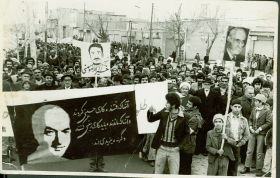 سوگواره چهارم-عکس 6-یوسف  ضیایی- جلسه هیأت قدیمی کهن