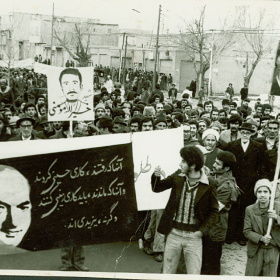 سوگواره چهارم-عکس 6-یوسف  ضیایی- جلسه هیأت قدیمی کهن
