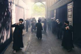 نهمین سوگواره عاشورایی عکس هیأت-مهدی طاهری-روایت هیأت