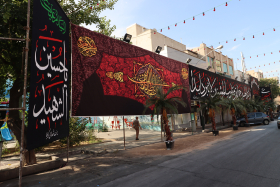 دهمین سوگواره عاشورایی عکس هیأت-احمدرضا کریمی-مجالس احیای امراهل‌البیت علیهم‌السلام مجموعه عکس-دوربین دیجیتال-اقامه عزا (گزارشی از روند برگزاری مراسم هیأت از ابتدا تا انتها)