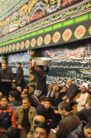 سوگواره چهارم-عکس 9-محمد رضا باقری نیسیانی-جلسه هیأت فضای بیرونی