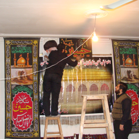 سوگواره دوم-عکس 3-پوستر هیأت مکتب الحسین بهشهر-جلسه هیأت فضای بیرونی سوگواره دوم-عکس 3-پوستر هیأت مکتب الحسین بهشهر-جلسه هیأت فضای بیرونی