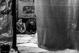سوگواره پنجم-عکس 15-یوسف قاسمی-جلسه هیأت فضای بیرونی