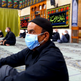 دهمین سوگواره عاشورایی عکس هیأت-علي شوهاني نژاد-مجالس احیای امراهل‌البیت علیهم‌السلام مجموعه عکس-دوربین دیجیتال-ز کودکی خادم این تبار محترمم (خادمی کودکان)