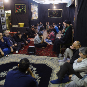سوگواره چهارم-عکس 57-علی دهقان-جلسه هیأت فضای داخلی