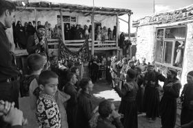 فراخوان ششمین سوگواره عاشورایی عکس هیأت-معصومه  فریبرزی-بخش اصلی -جلسه هیأت