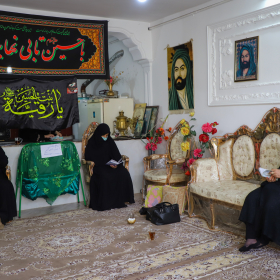دهمین سوگواره عاشورایی عکس هیأت-مهناز نوریان-مجالس احیای امراهل‌البیت علیهم‌السلام مجموعه عکس-دوربین دیجیتال-هر خانه یک هیأت (روضه خانگی)