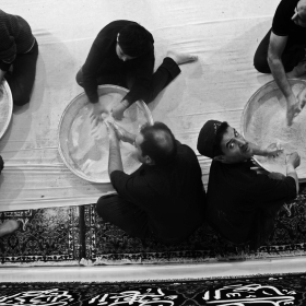 سوگواره چهارم-عکس 12-پویا بیات-جلسه هیأت فضای بیرونی