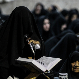 سوگواره چهارم-عکس 7-حسین بامداد-جلسه هیأت فضای داخلی