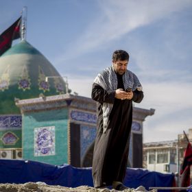 سوگواره پنجم-عکس 17-محمود صادقی-پیاده روی اربعین از نجف تا کربلا