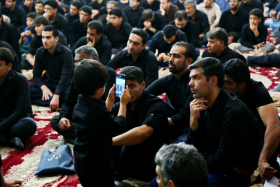 فراخوان ششمین سوگواره عاشورایی عکس هیأت-سجاد صادقی آرانی-بخش اصلی -جلسه هیأت