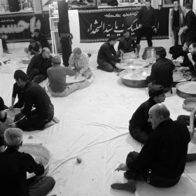 سوگواره پنجم-عکس 61-پویا بیات-جلسه هیأت