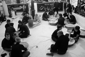 سوگواره پنجم-عکس 61-پویا بیات-جلسه هیأت