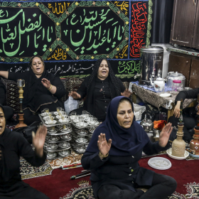 فراخوان ششمین سوگواره عاشورایی عکس هیأت-حسین بامداد-بخش اصلی -جلسه هیأت