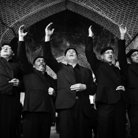 فراخوان ششمین سوگواره عاشورایی عکس هیأت-جابر غلامی-بخش اصلی -جلسه هیأت
