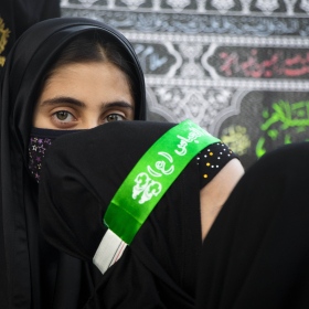 دهمین سوگواره عاشورایی عکس هیأت-علی ابک-مجالس احیای امراهل‌البیت علیهم‌السلام مجموعه عکس-دوربین دیجیتال-ز کودکی خادم این تبار محترمم (خادمی کودکان)