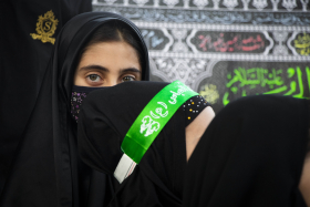 دهمین سوگواره عاشورایی عکس هیأت-علی ابک-مجالس احیای امراهل‌البیت علیهم‌السلام مجموعه عکس-دوربین دیجیتال-ز کودکی خادم این تبار محترمم (خادمی کودکان)