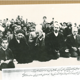 سوگواره چهارم-عکس 8-جواد فارغ- جلسه هیأت قدیمی کهن