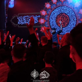 دهمین سوگواره عاشورایی عکس هیأت-علی رنجبر-مجالس احیای امراهل‌البیت علیهم‌السلام مجموعه عکس-موبایلی-میاندار هیأت، میاندار خدمت (هیأت و خدمات اجتماعی)