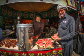 یازدهمین سوگواره عاشورایی عکس هیأت-هادی دهقان پور-بخش ویژه-پیاده‌روی اربعین حسینی(تک عکس)