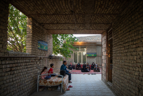 دهمین سوگواره عاشورایی عکس هیأت-مهناز نوریان-مجالس احیای امراهل‌البیت علیهم‌السلام مجموعه عکس-دوربین دیجیتال-هر خانه یک هیأت (روضه خانگی)