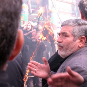 سوگواره دوم-عکس 6-چکامه معرفت زاده خامنه-جلسه هیأت فضای داخلی