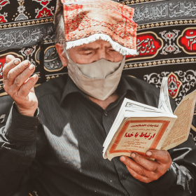 دهمین سوگواره عاشورایی عکس هیأت-زهرا صفری-مجالس احیای امراهل‌البیت علیهم‌السلام مجموعه عکس-موبایلی-میاندار هیأت، میاندار خدمت (هیأت و خدمات اجتماعی)