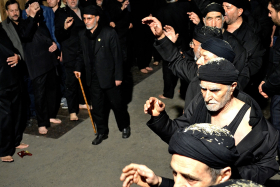 سوگواره پنجم-عکس 9-حسین بیگ زاده-جلسه هیأت