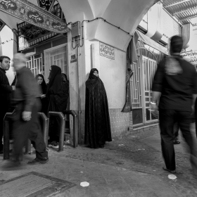سوگواره چهارم-عکس 8-بهرام صدیق زاده-جلسه هیأت فضای بیرونی