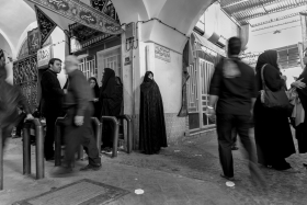 سوگواره چهارم-عکس 8-بهرام صدیق زاده-جلسه هیأت فضای بیرونی