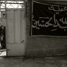 دهمین سوگواره عاشورایی عکس هیأت-مریم آل مومن دهکردی-مجالس احیای امراهل‌البیت علیهم‌السلام مجموعه عکس-دوربین دیجیتال-هر خانه یک هیأت (روضه خانگی)