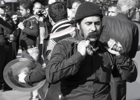 سوگواره سوم-عکس 4-مهدی عسکری-جلسه هیأت فضای بیرونی