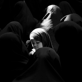 فراخوان ششمین سوگواره عاشورایی عکس هیأت-لیلا عزیزی-بخش اصلی -جلسه هیأت