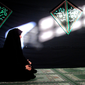 فراخوان ششمین سوگواره عاشورایی عکس هیأت-هما رستمی نیا-بخش اصلی -جلسه هیأت