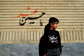 سوگواره چهارم-عکس 18-محدثه عامری-جلسه هیأت فضای بیرونی